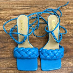 ✨Turquoise Heels✨